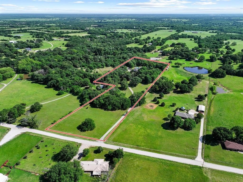 Single Family 3BR 3BA - 232 Magnus Road, Denison, TX
