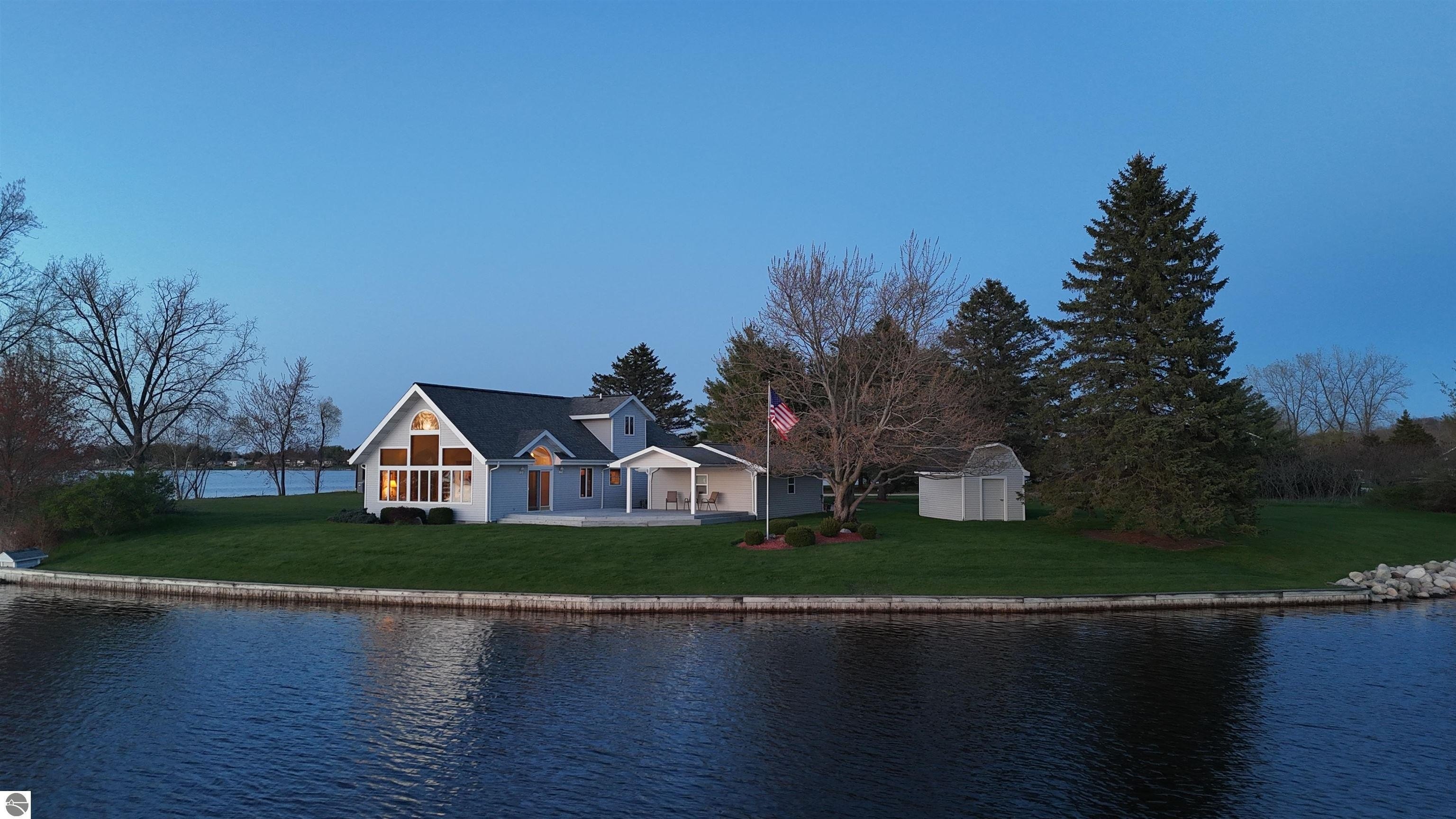 Other 3BR 2BA - 1017 Channel Drive, Lake Isabella, MI