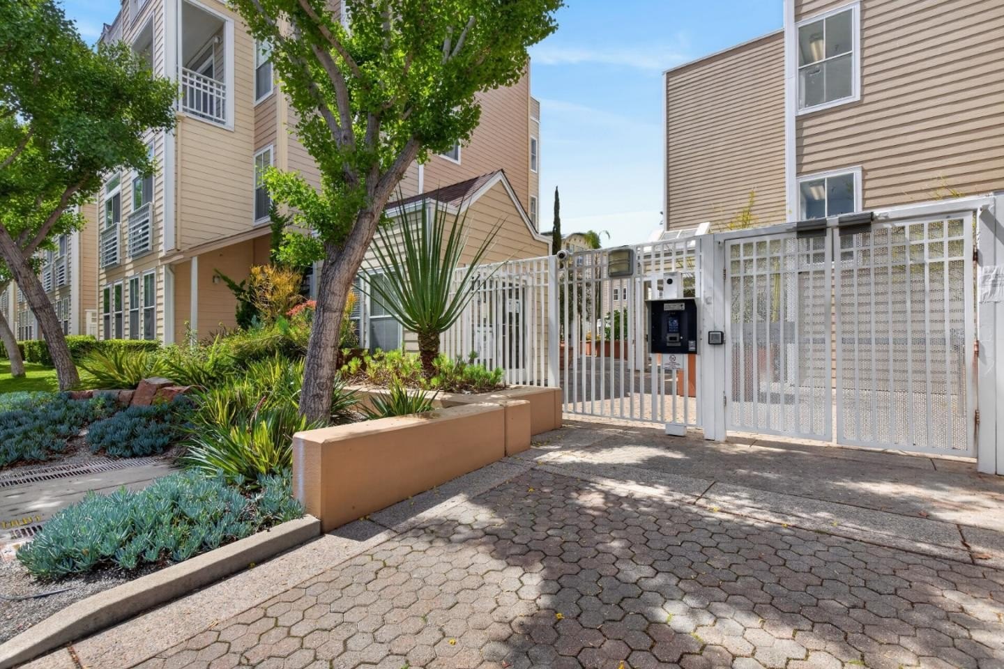 Condo 1BR 1BA - 550 Ortega AVE A203, MOUNTAIN VIEW, CA