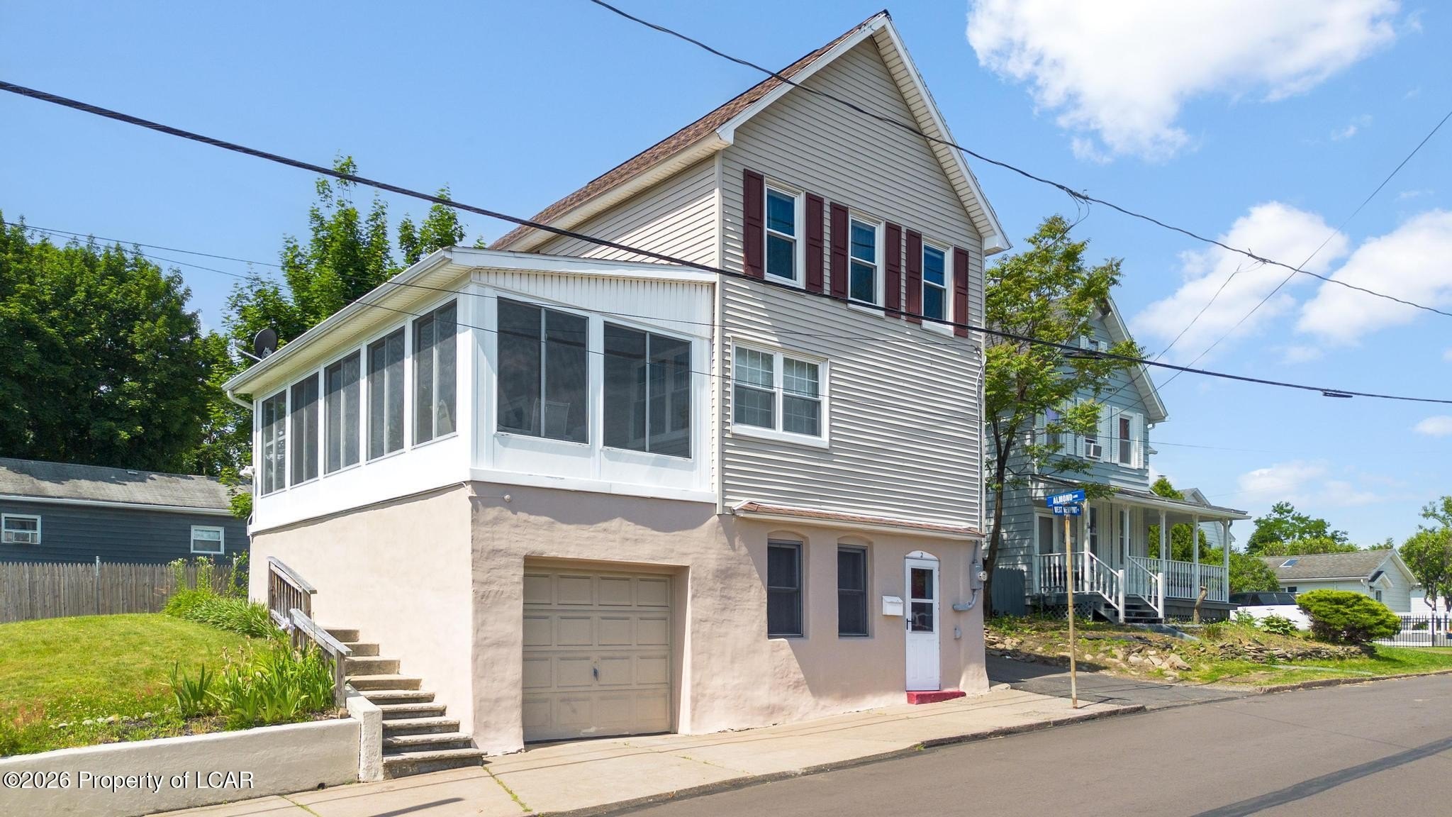 Single Family 2BR 2BA - 2 W Newport Street, Wilkes-Barre, PA
