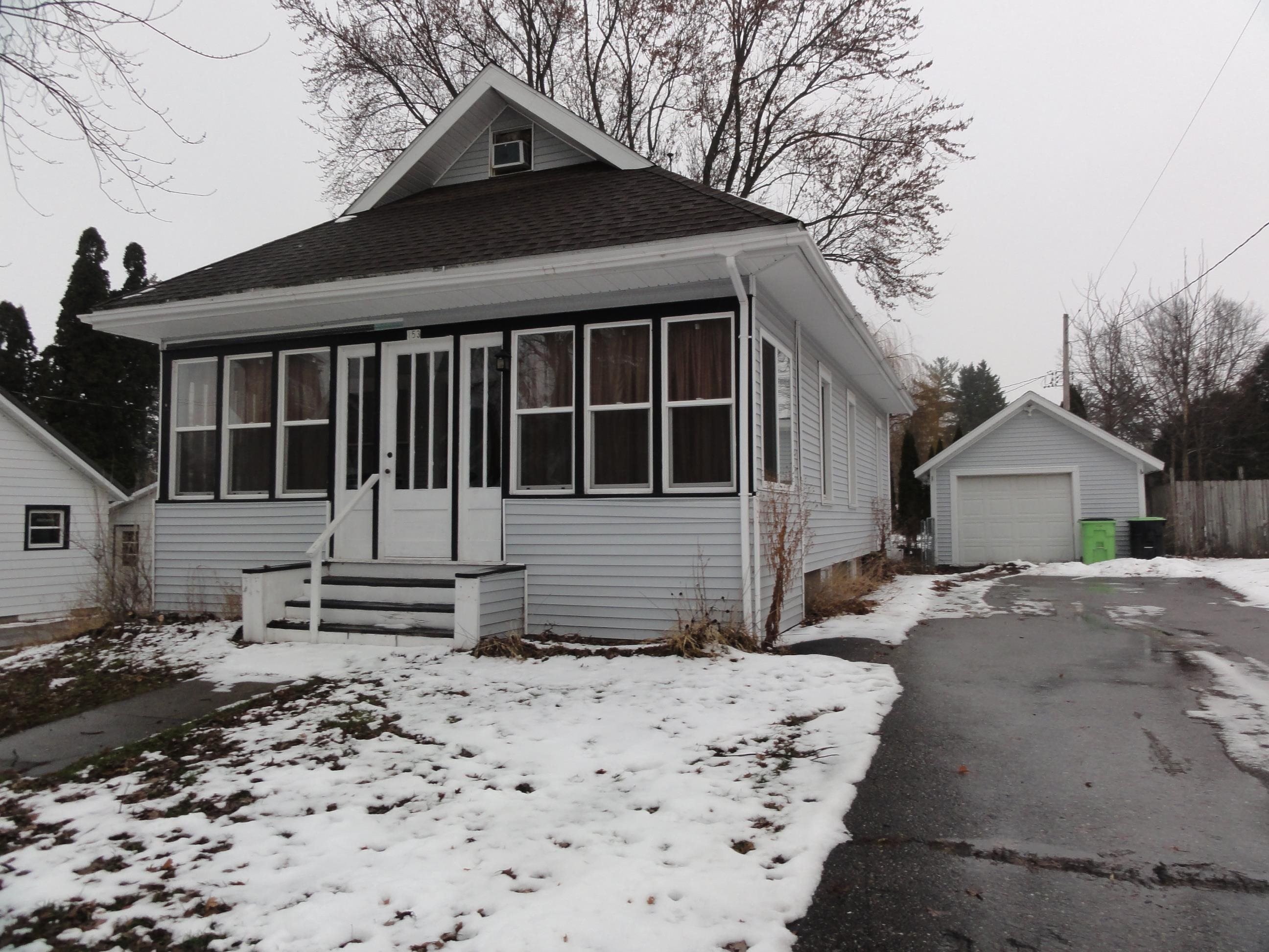 Single Family 2BR 1BA - 153 W Charles Street, Markesan, WI