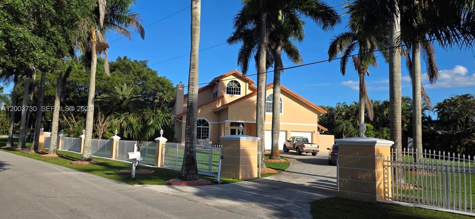 Single Family 5BR 4BA - 11650 NW 17th Ct, Plantation, FL