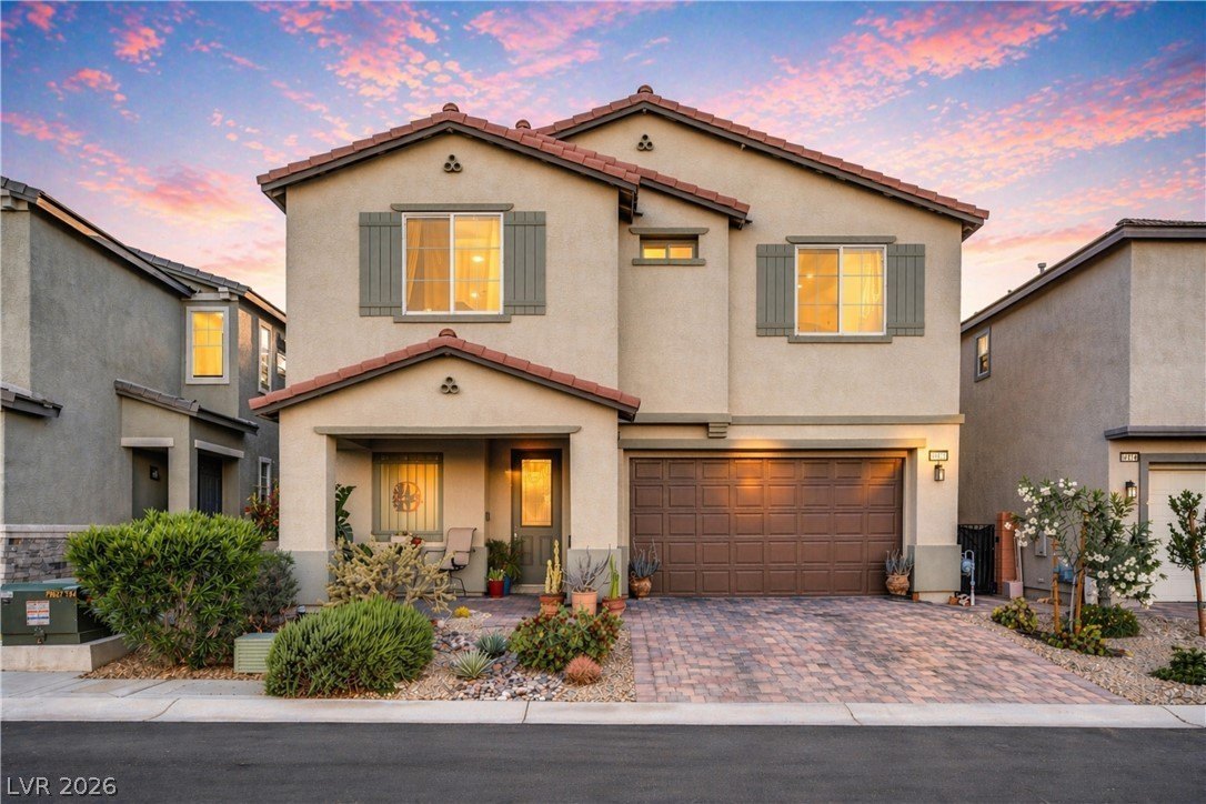 Single Family 3BR 3BA - 10133 Tenaya Meadows Street, Las Vegas, NV