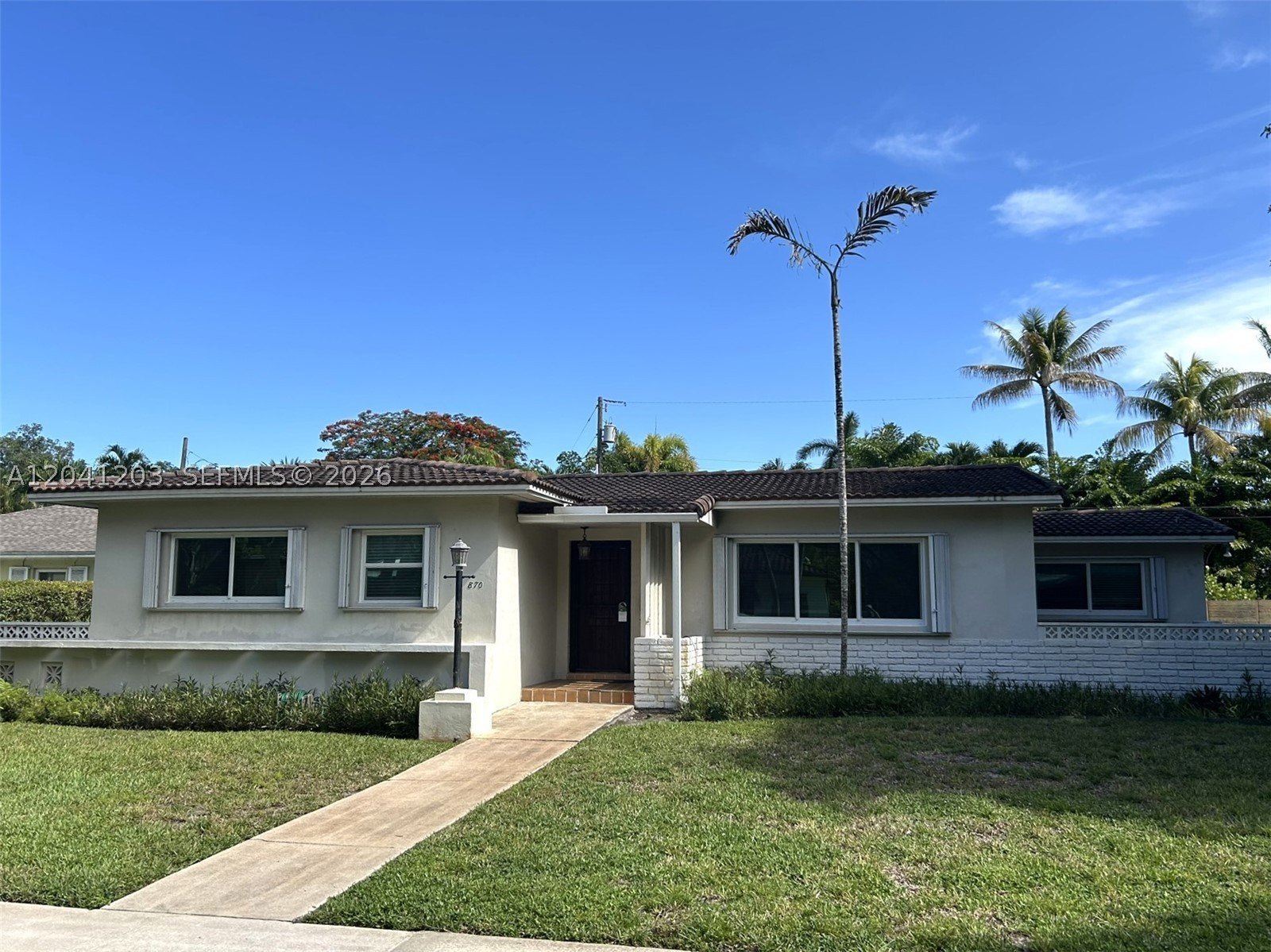 Single Family 3BR 3BA - 870 NE 97th St, Miami Shores, FL