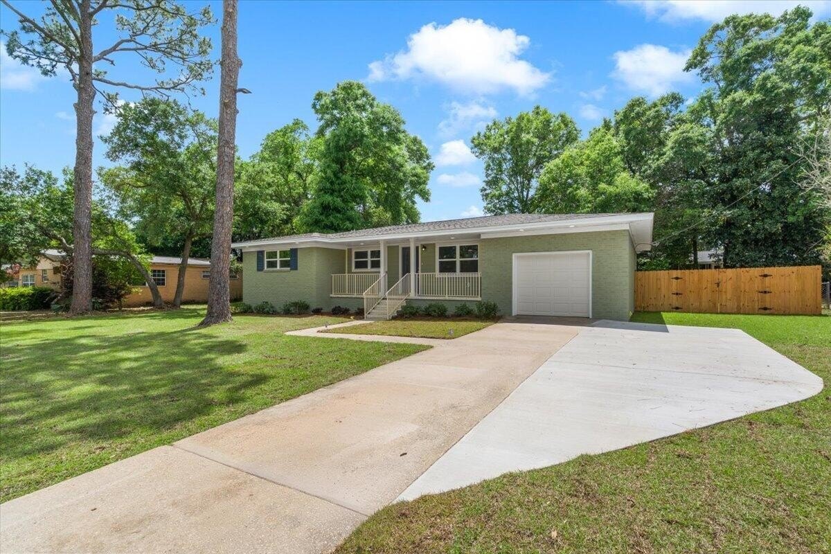 Single Family 4BR 2BA - 2023 Summit Boulevard, Pensacola, FL