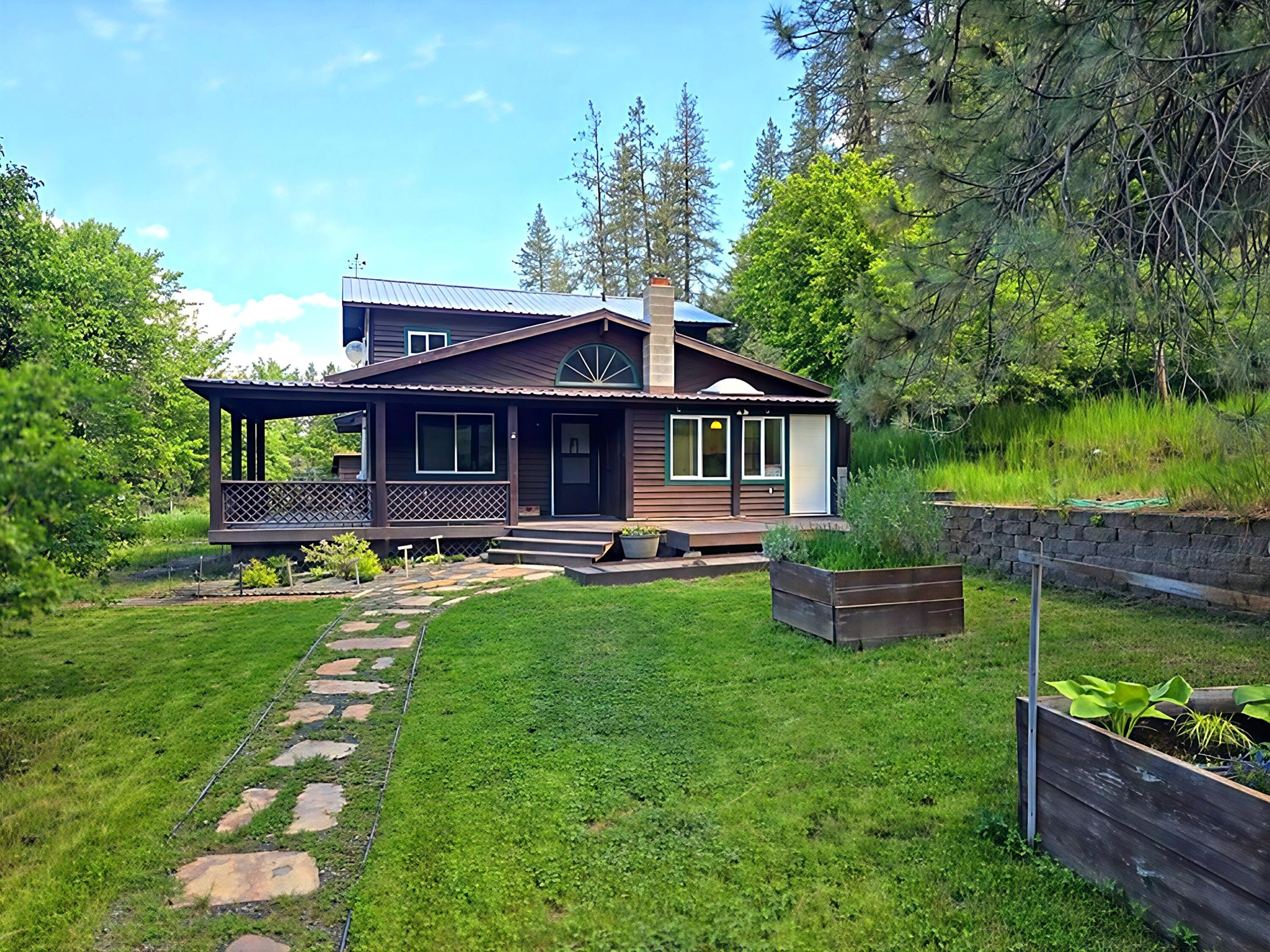 Single Family 3BR 1BA - 1612 RICKEY CANYON RD, KETTLE FALLS, WA