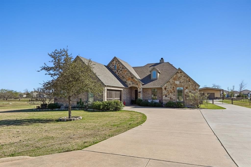 Single Family 4BR 3BA - 5025 White Pine Drive, Royse City, TX