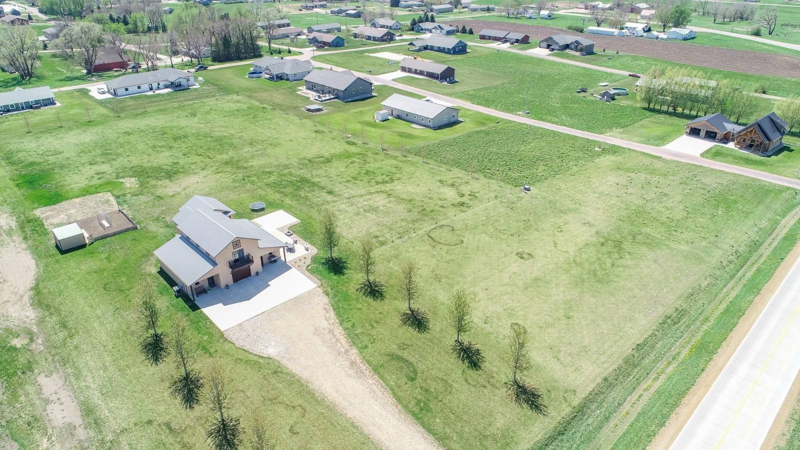 Single Family 2BR 2BA - 2845 250th St, Doon, IA