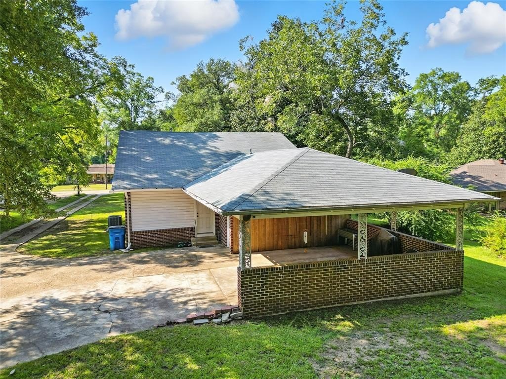 Single Family 3BR 3BA - 814 E PALMETTO Avenue, Plain Dealing, LA