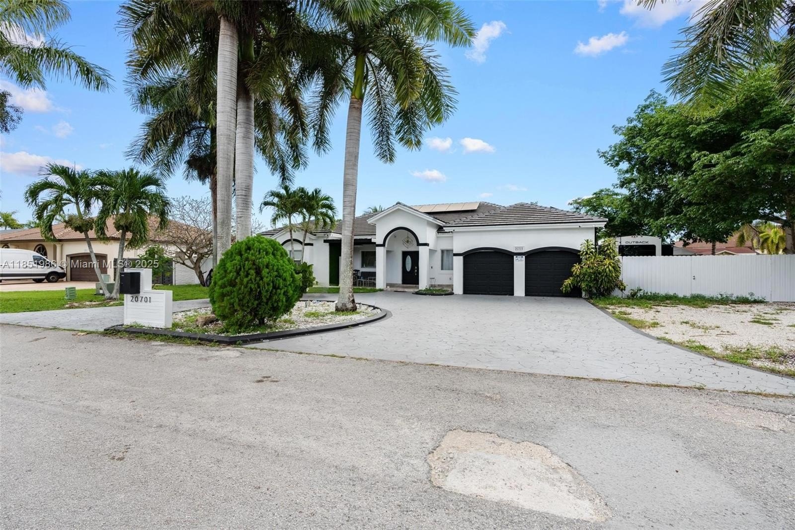 Single Family 5BR 4BA - 20701 SW 132nd Ct, Miami, FL