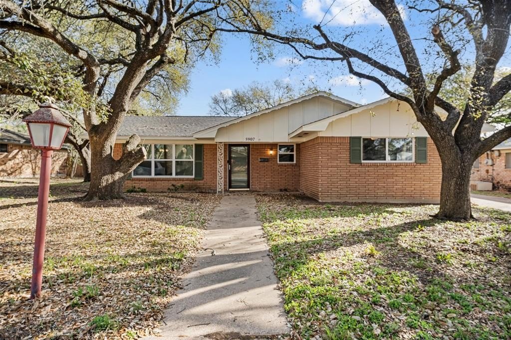 Single Family 3BR 2BA - 5907 Caldwell Street, Waco, TX