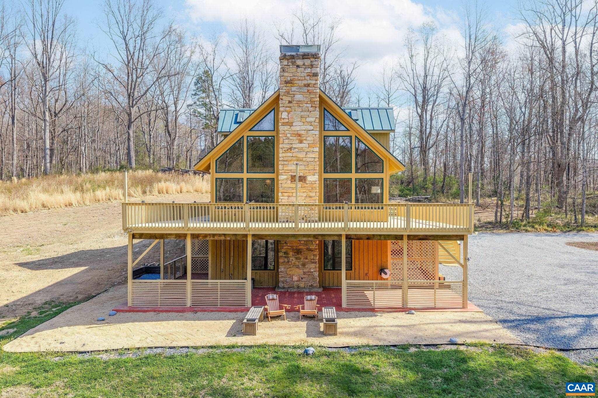 Single Family 3BR 3BA - 7102 BLACKWELLS HOLLOW RD, CROZET, VA