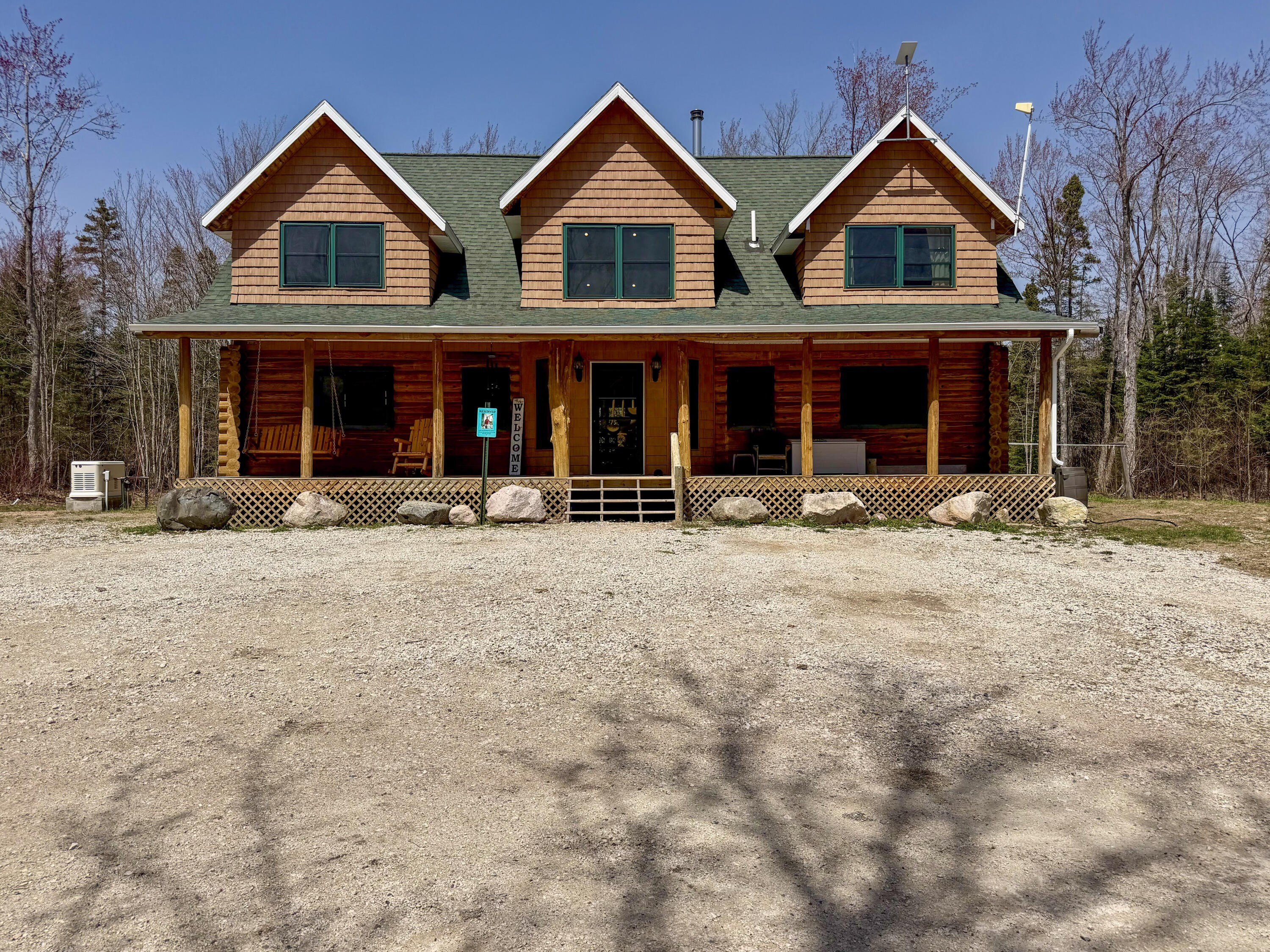 Single Family 2BR 3BA - 16911 S Ramona Rd, Kinross, MI