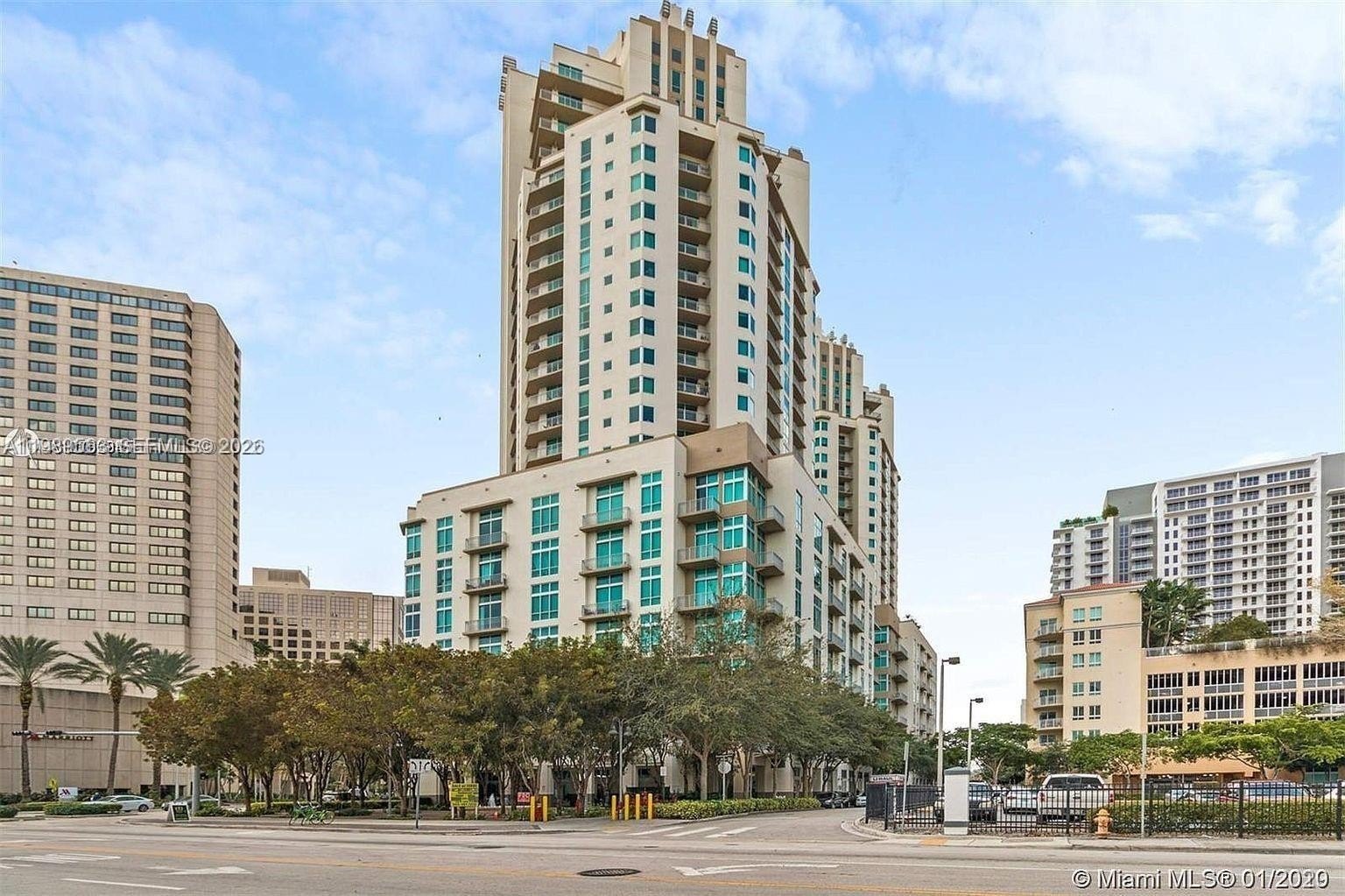Condo 1BR 1BA - 9055 SW 73rd Ct, Miami, FL