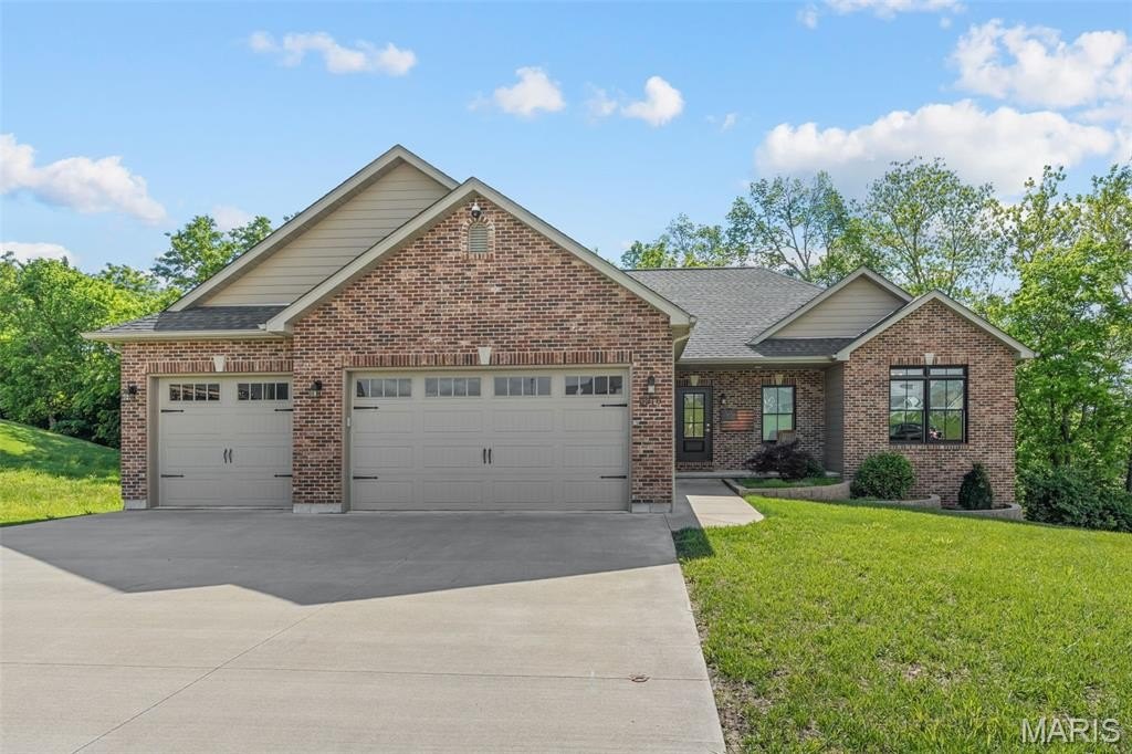 Single Family 4BR 4BA - 2218 Wind Crest Court, Washington, MO