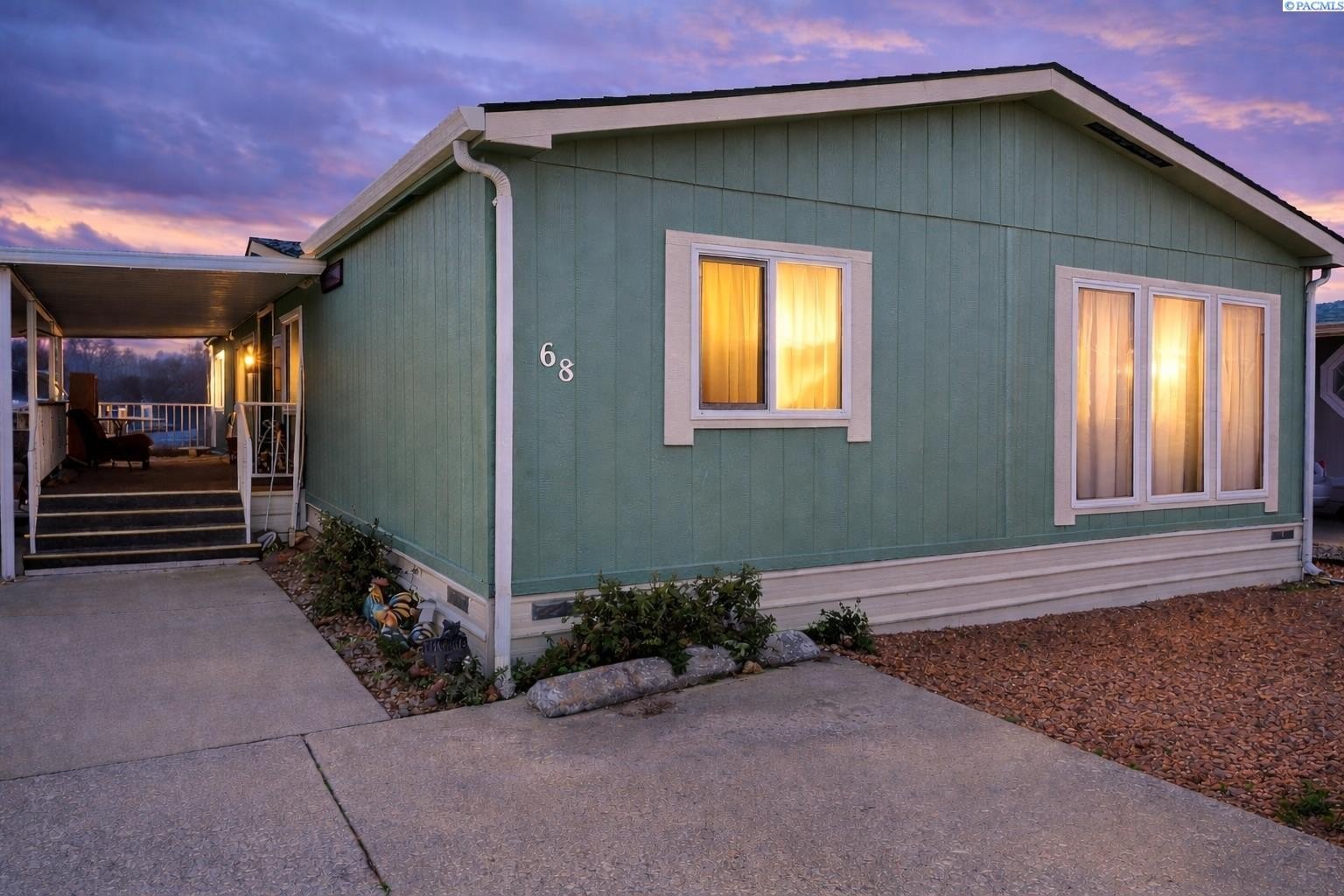 Other 3BR 2BA - 1100 S Euclid St, Grandview, WA