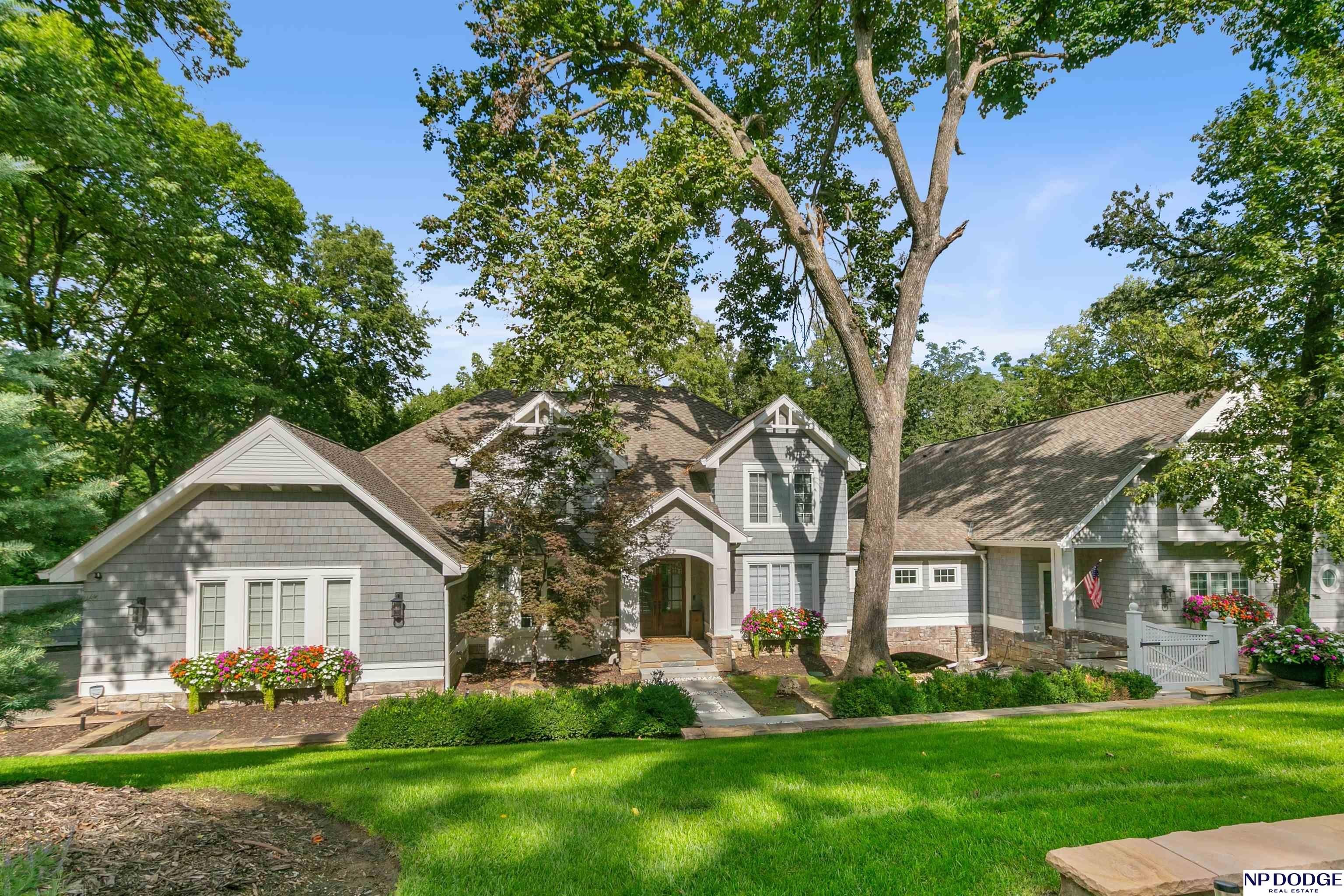 Single Family 7BR 7BA - 6026 Country Club Oaks Place, Omaha, NE