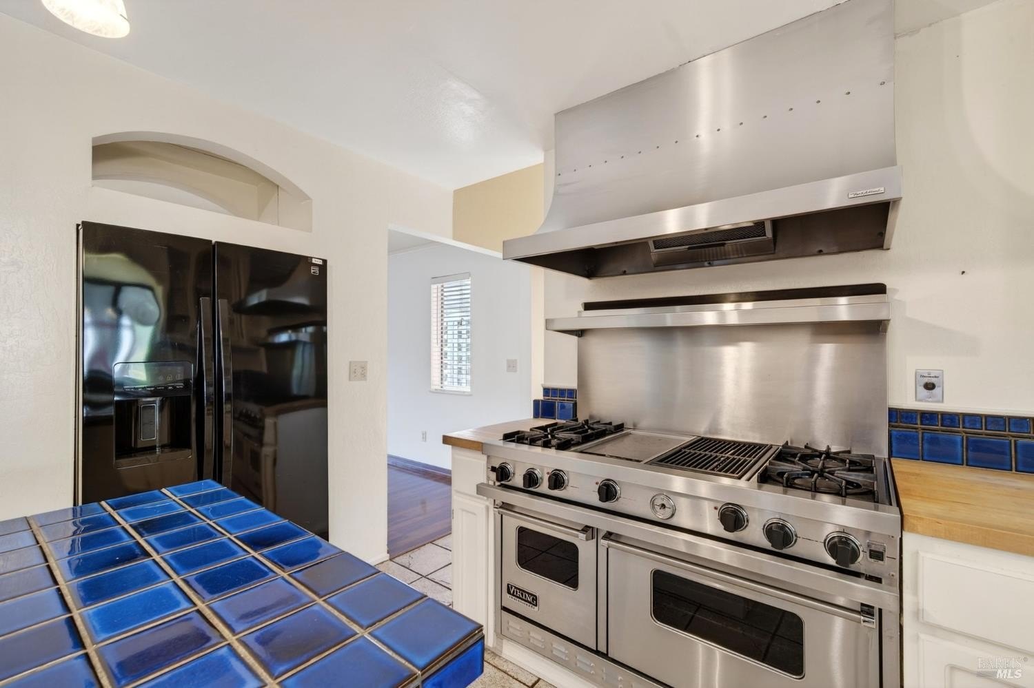 Single Family 4BR 3BA - 9271 Colony Drive, Redwood Valley, CA
