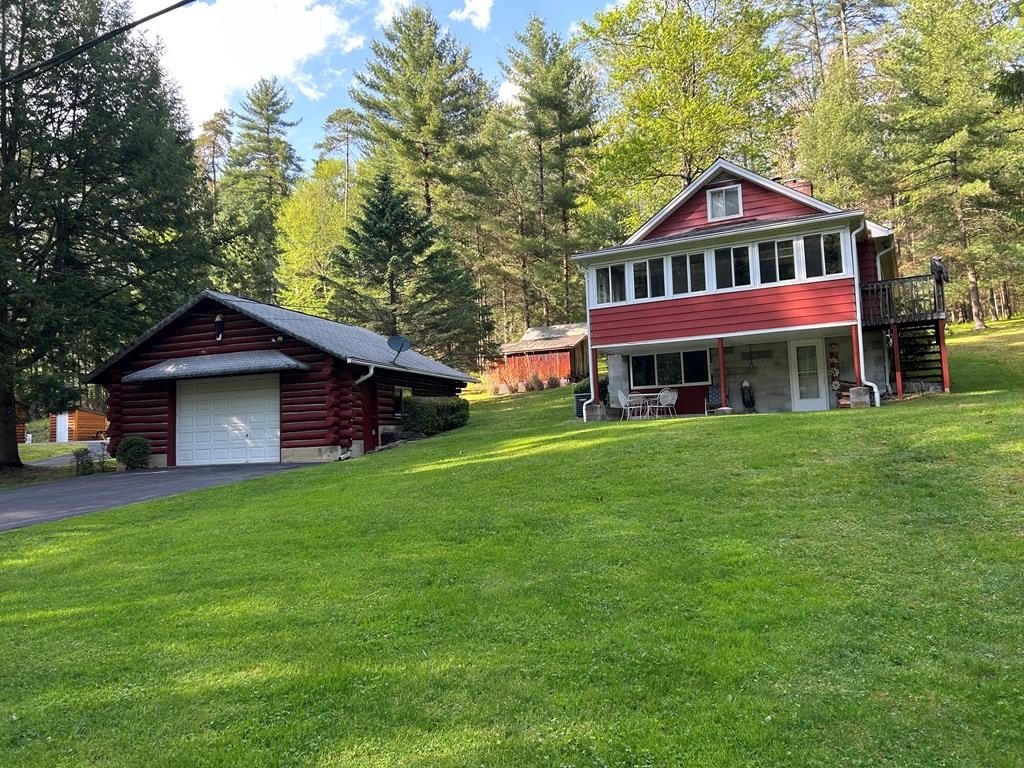 Single Family 3BR 2BA - 1419 River Road, Cooksburg, PA