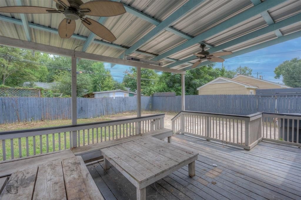 Single Family 3BR 3BA - 3443 Beverly Place, Shreveport, LA
