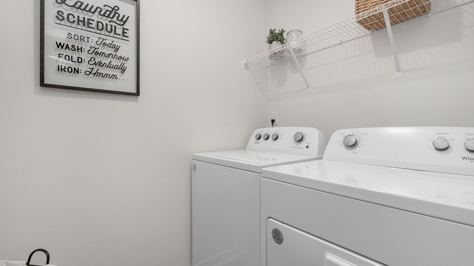 1055 20th Ave Loop SE  