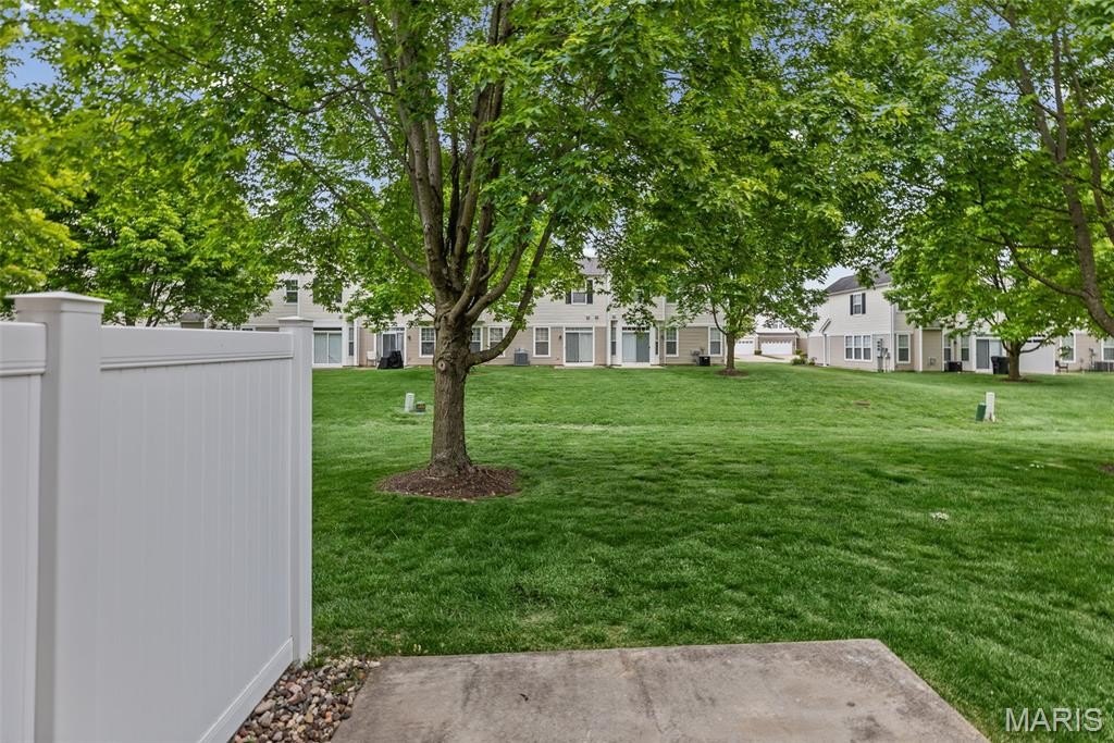 Single Family 2BR 2BA - 2041 Celebration Park Circle, Belleville, IL