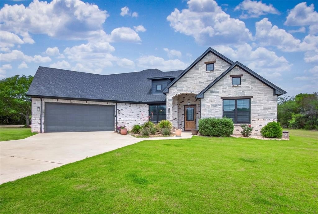 Single Family 3BR 4BA - 18107 Forrest Drive, Whitney, TX