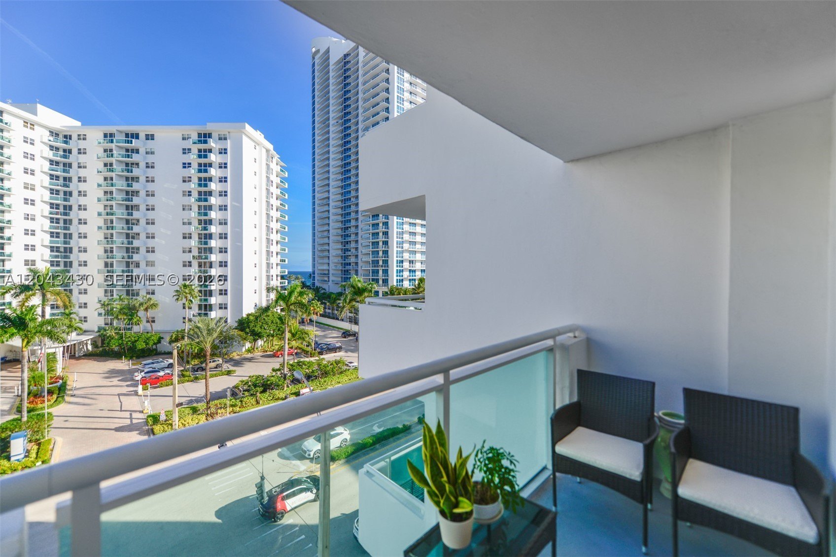 Condo 1BR 2BA - 3000 S Ocean Dr, Hollywood, FL