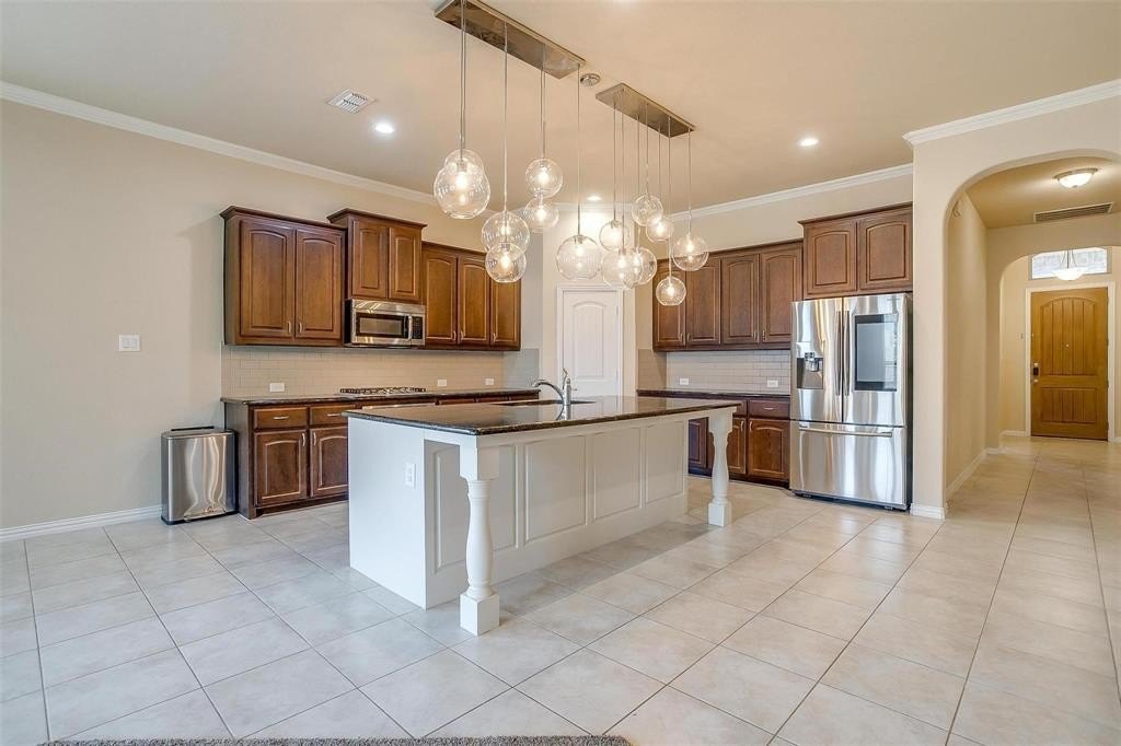 Single Family 4BR 3BA - 205 Mineral Point Drive, Aledo, TX