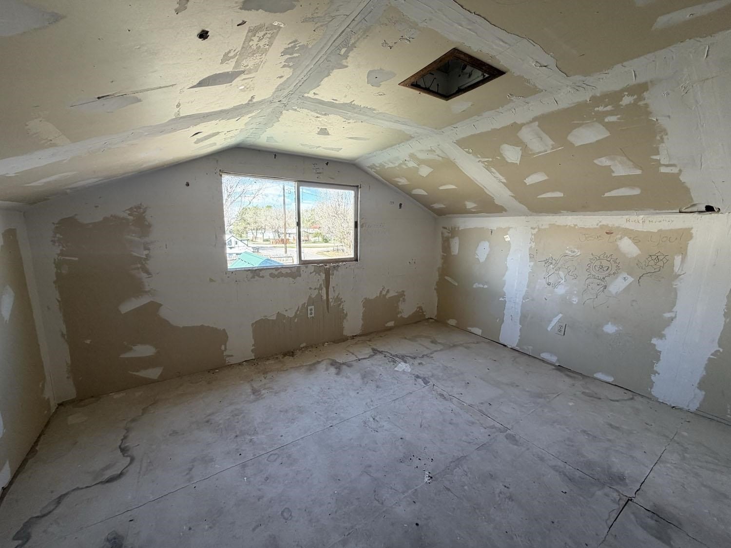 Single Family 3BR 1BA - 408 W 4th, Hudson, WY