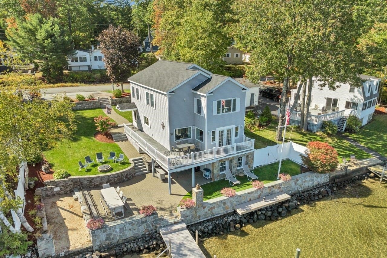 Single Family 5BR 3BA - 75 Neal Shore Road, Meredith, NH