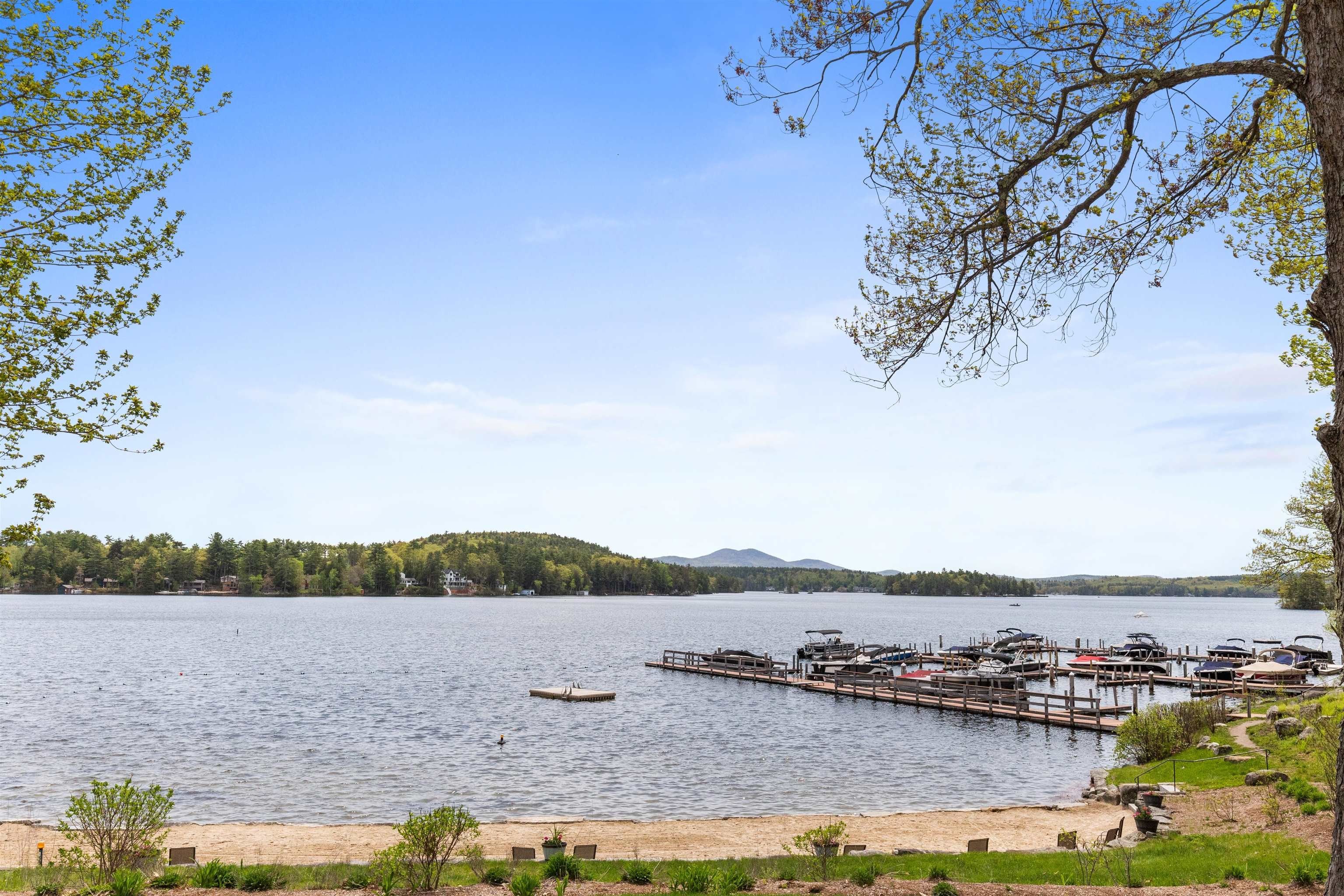 Single Family 2BR 1BA - 4 Ledley Lane, Meredith, NH