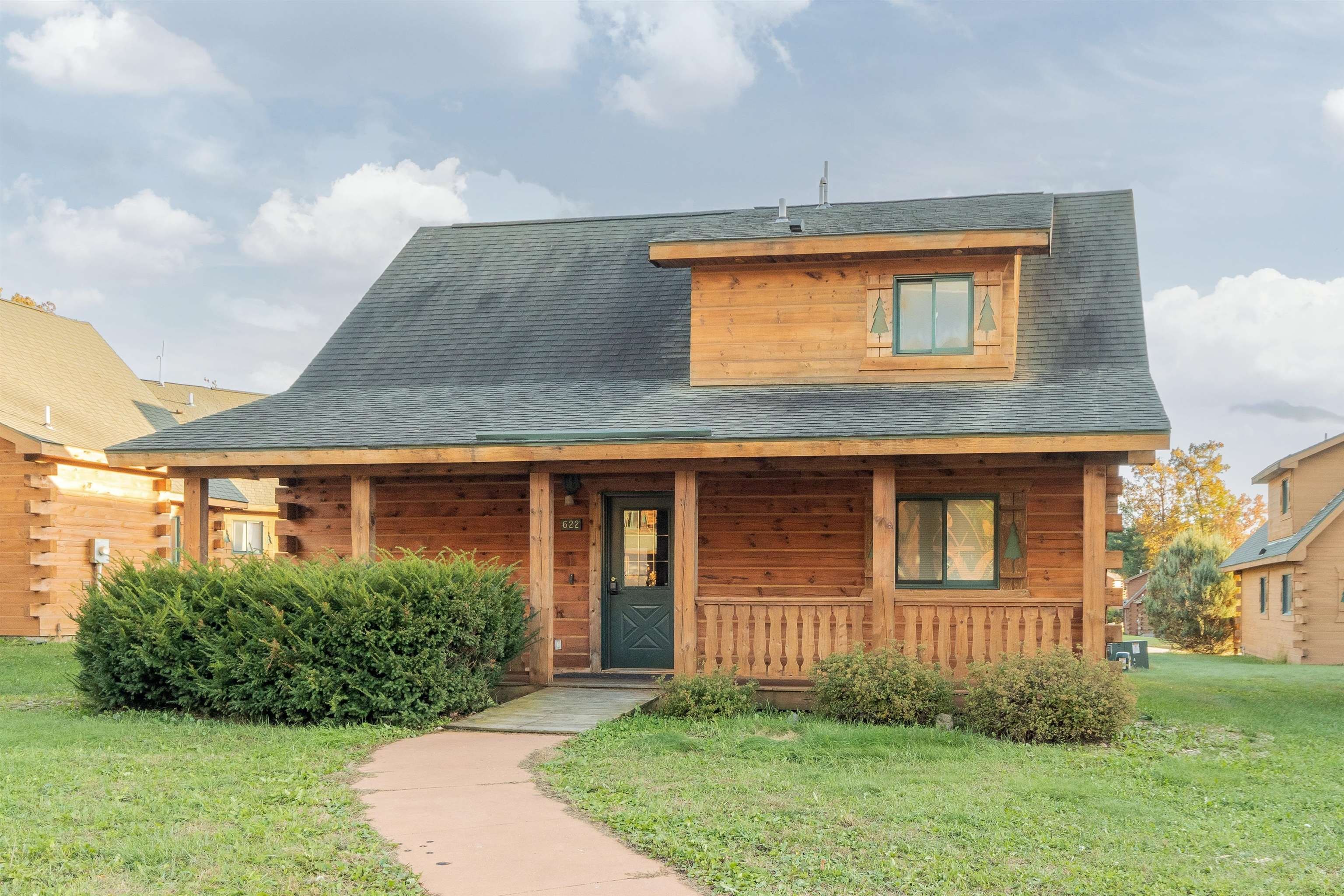 Single Family 3BR 2BA - 622 Sandy Beach Court, Warrens, WI