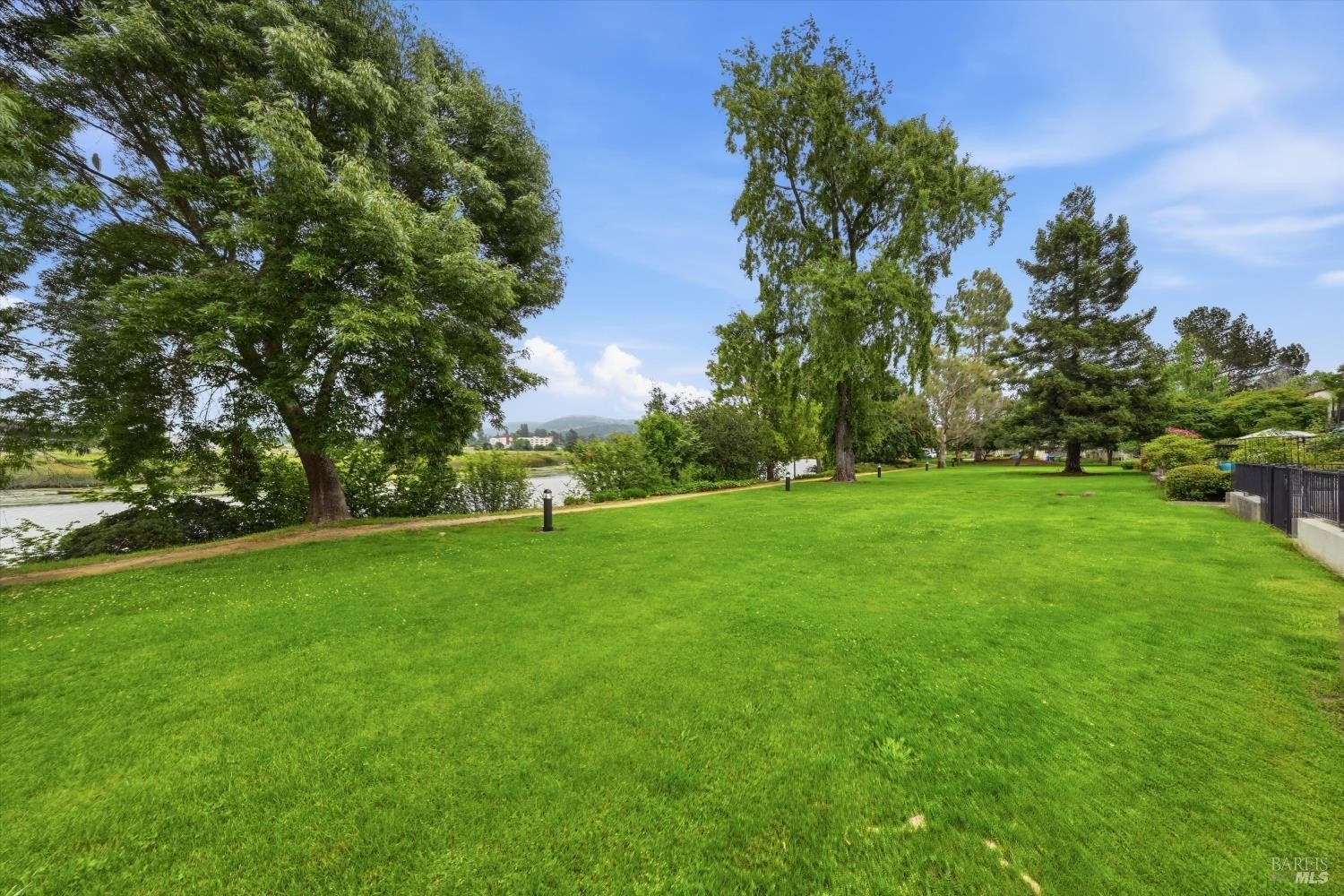 Condo 3BR 3BA - 910 Marina Drive, Napa, CA