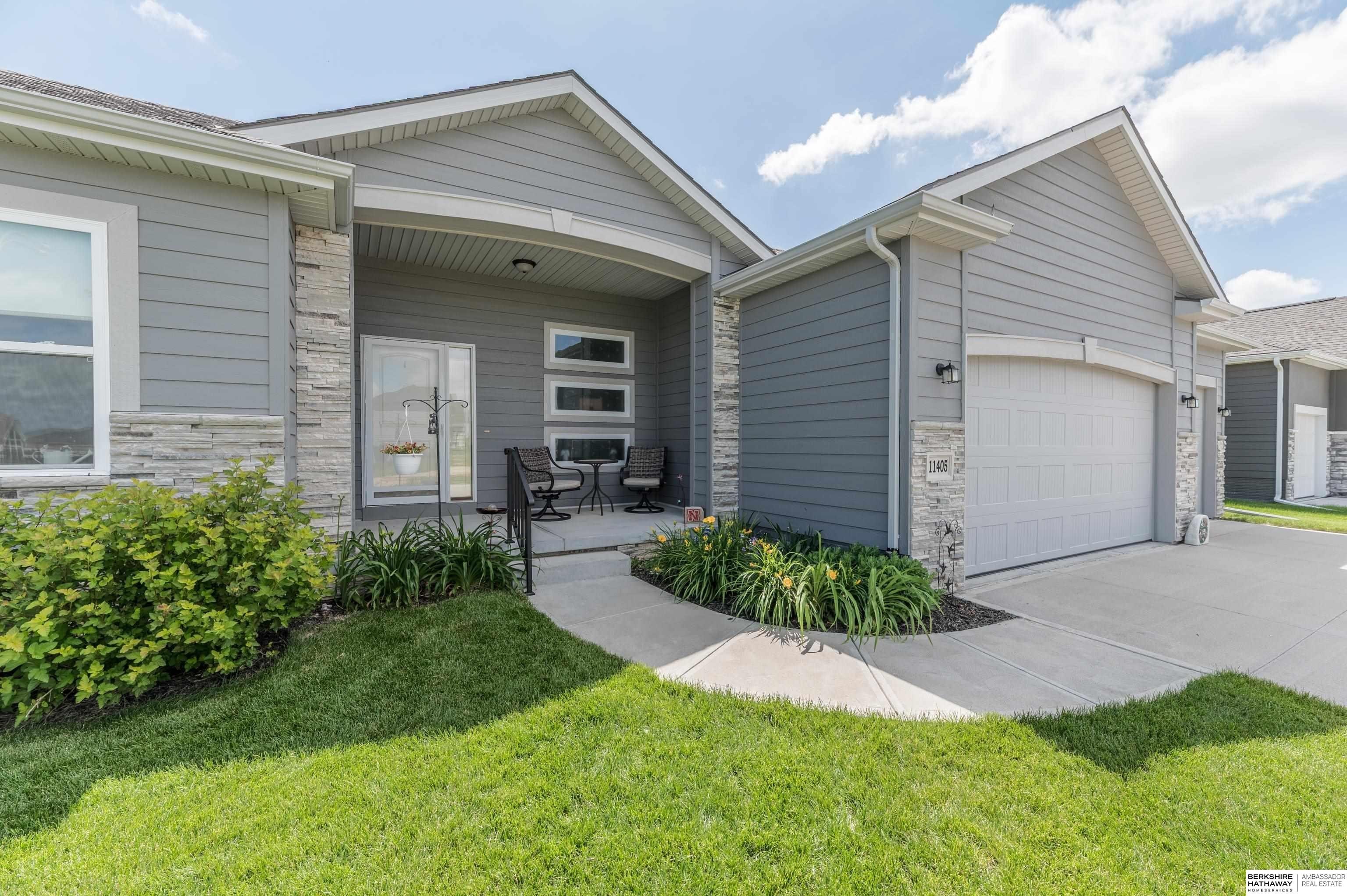 Single Family 4BR 3BA - 11405 N 170th Street, Bennington, NE