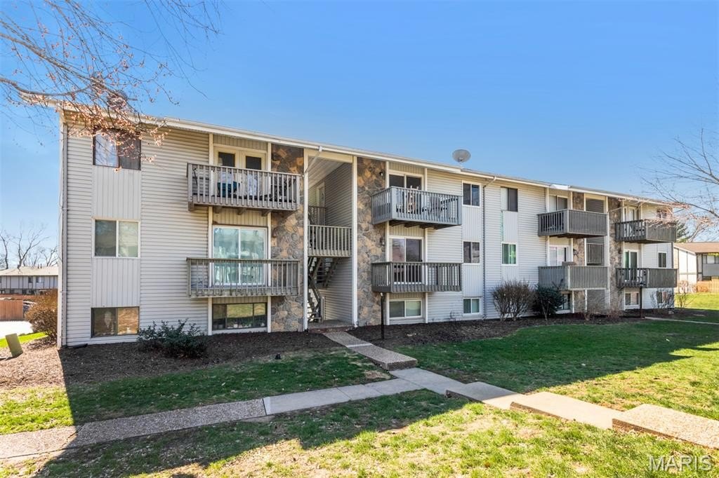 Condo 1BR 1BA - 113 Lemans Court, Lake St Louis, MO
