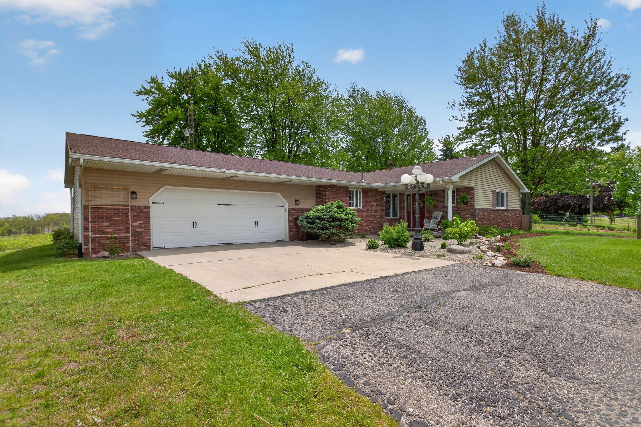 Single Family 3BR 2BA - 4415 N Rogers Highway, Britton, MI