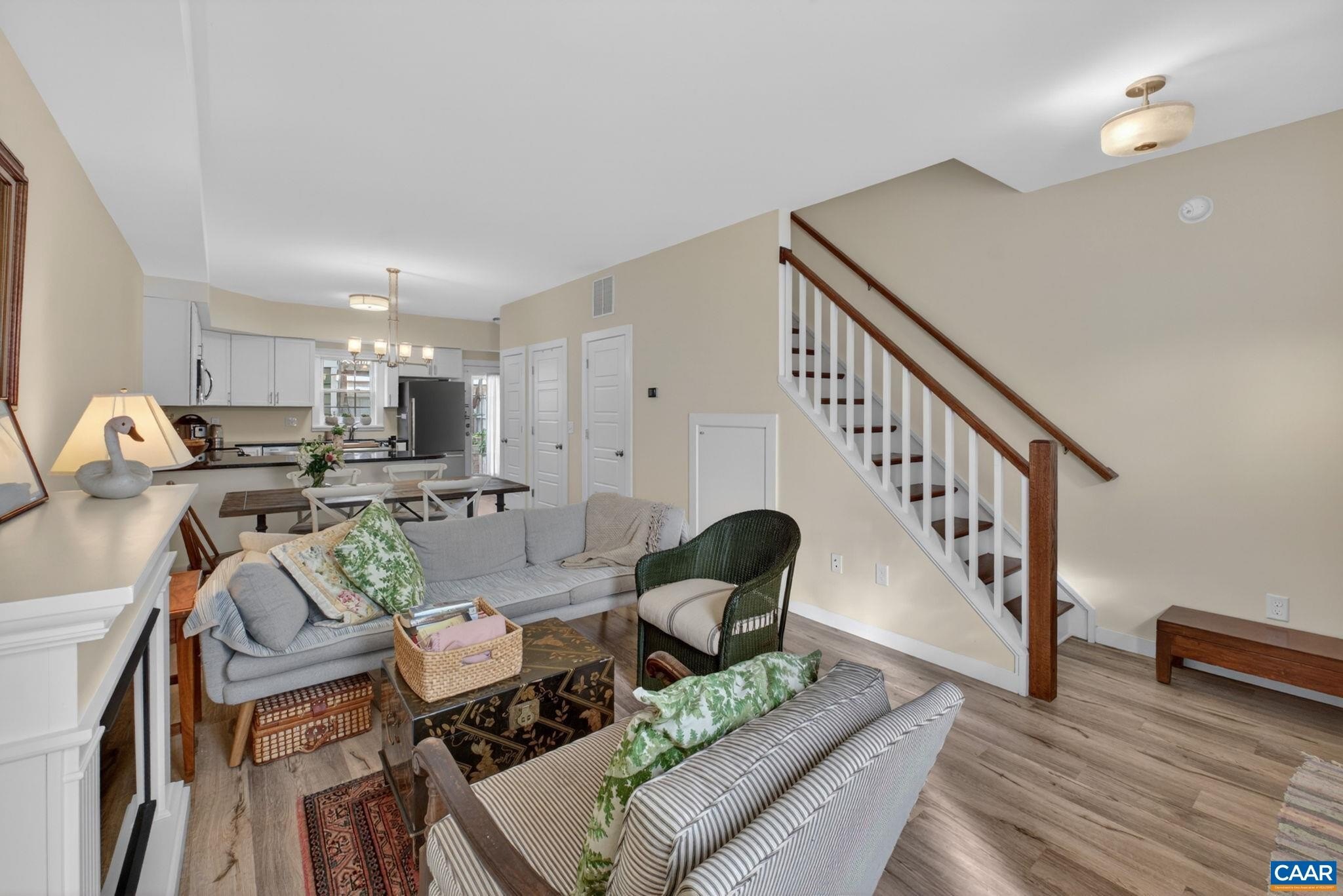 Single Family 2BR 3BA - 263 PENSHAW CT, CROZET, VA