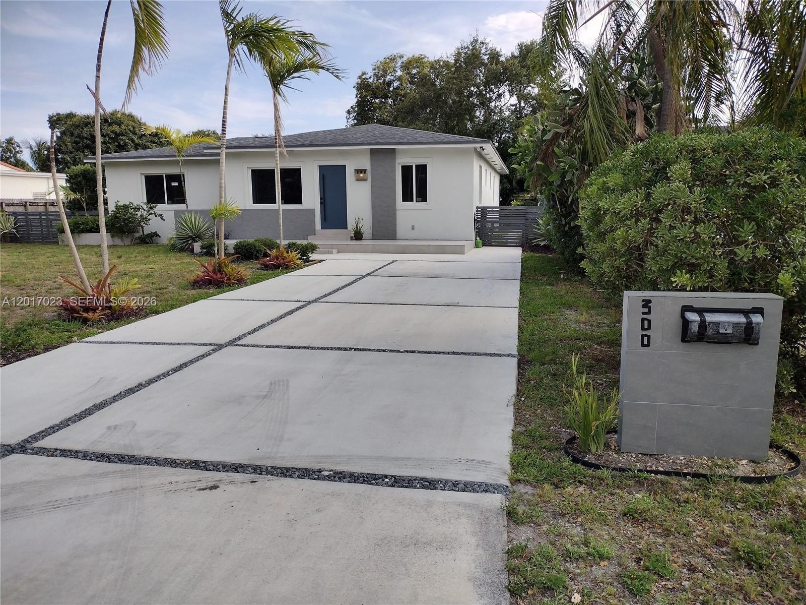 Single Family 4BR 3BA - 300 S Biscayne River Dr, Miami, FL