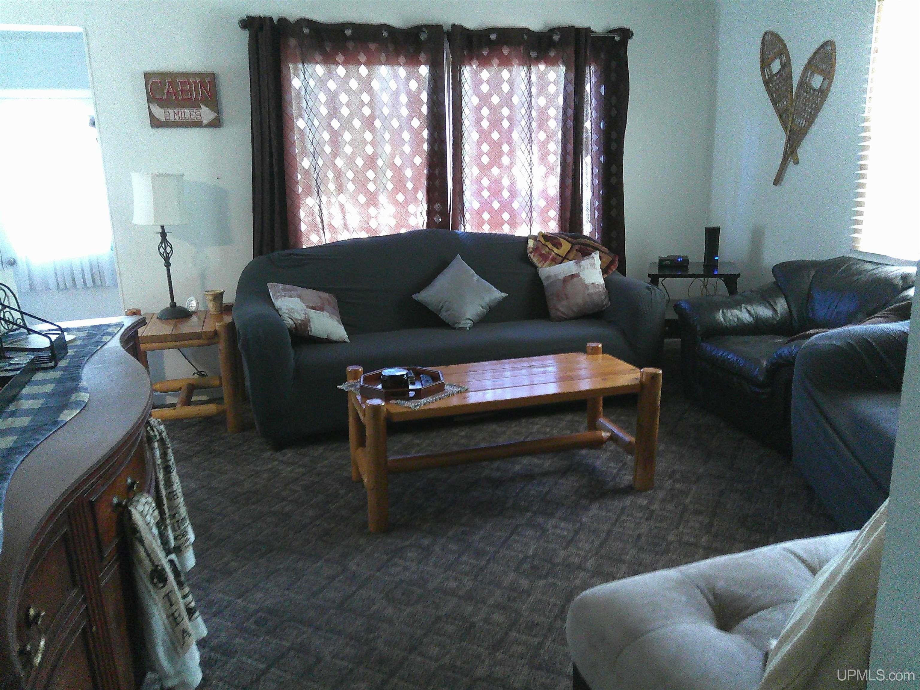1022 Fairview