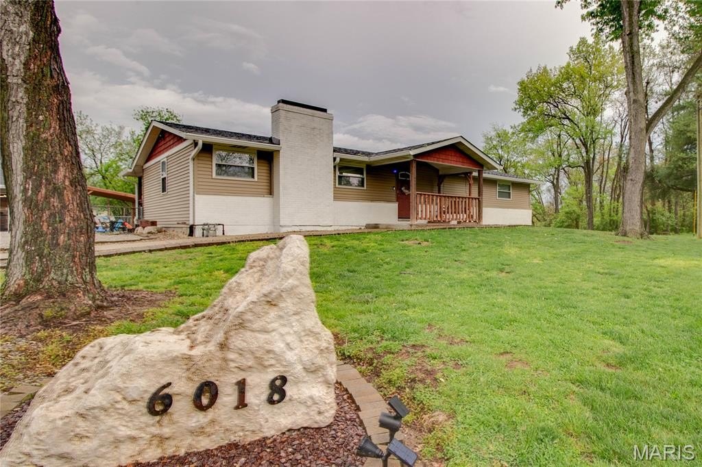 Single Family 3BR 3BA - 6018 Sunrise Drive, Collinsville, IL