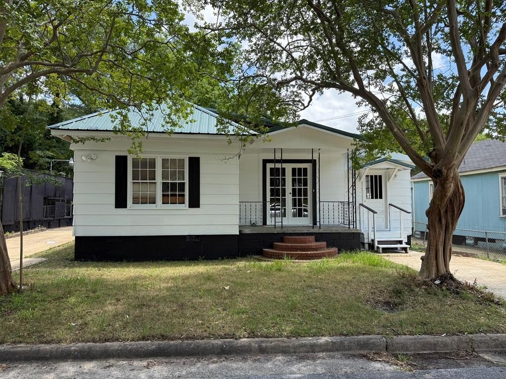 Single Family 3BR 1BA - 1509 12th Street, Phenix City, AL