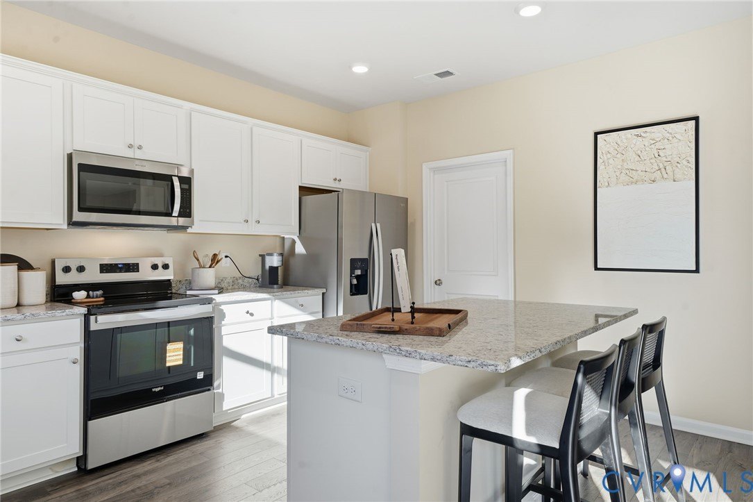 Single Family 5BR 3BA - 345  Glenmore Ln, Keswick, VA