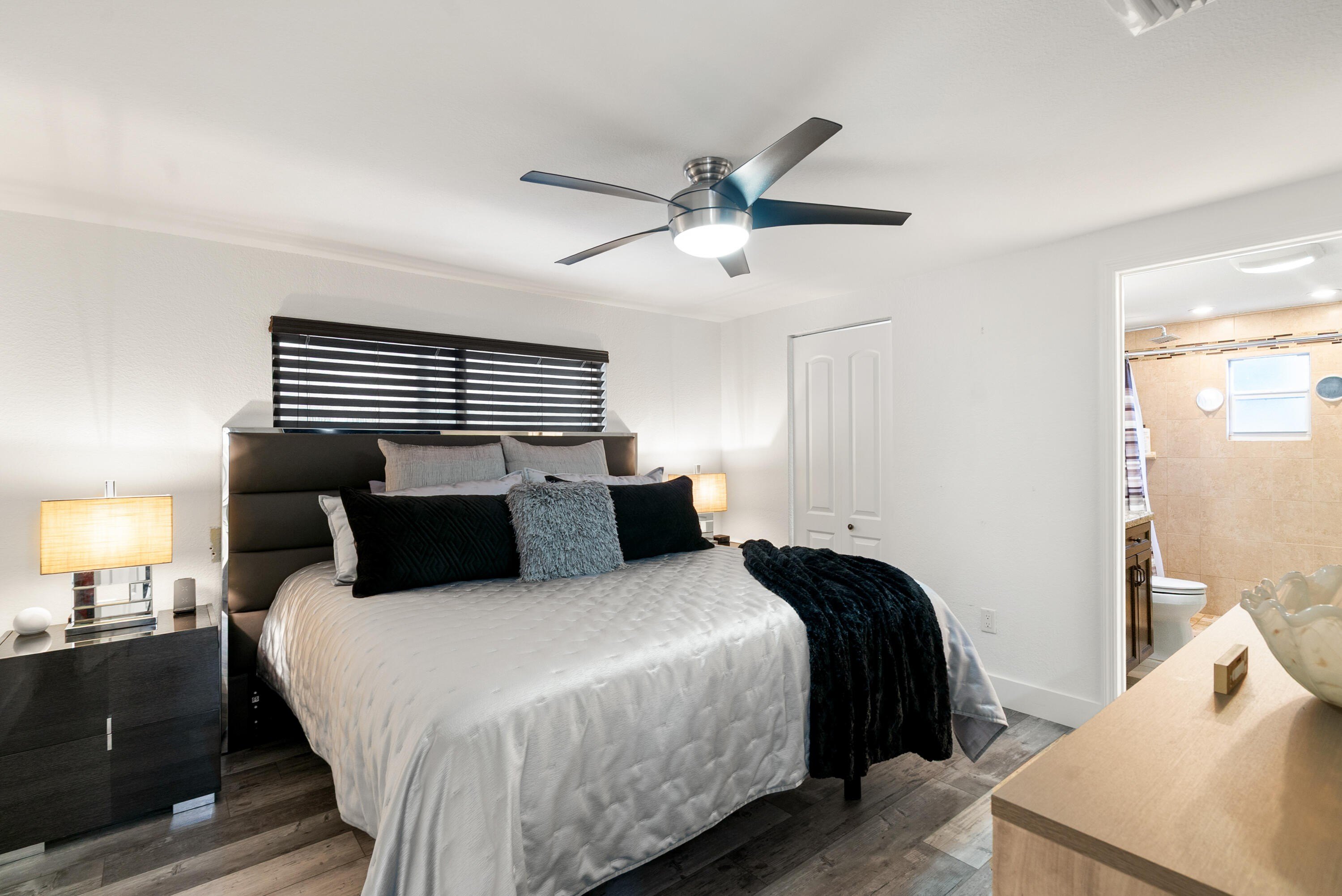 Single Family 3BR 2BA - 201 Pimilico Lane, Key Largo, FL