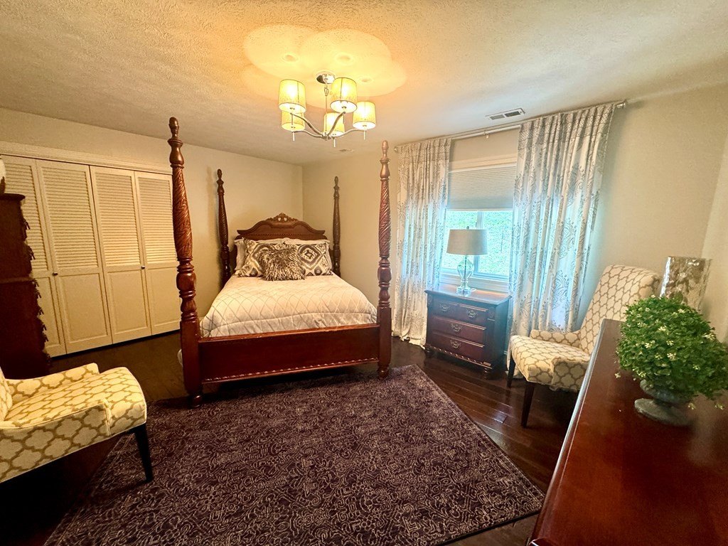 Single Family 5BR 3BA - 182 Jimmies Creek, Regina, KY