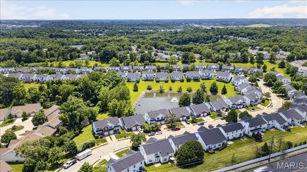Single Family 2BR 4BA - 1007 Big Bend Crossing Drive, Manchester, MO