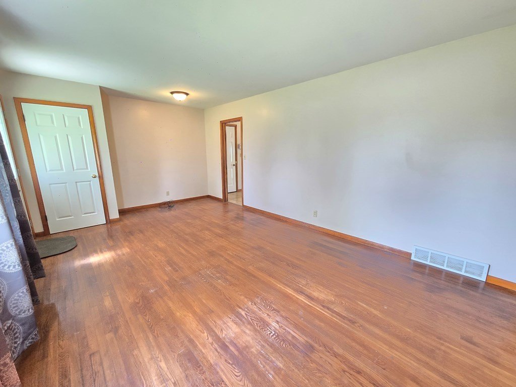 Single Family 3BR 1BA - 438 Mackey Street, Galion, OH