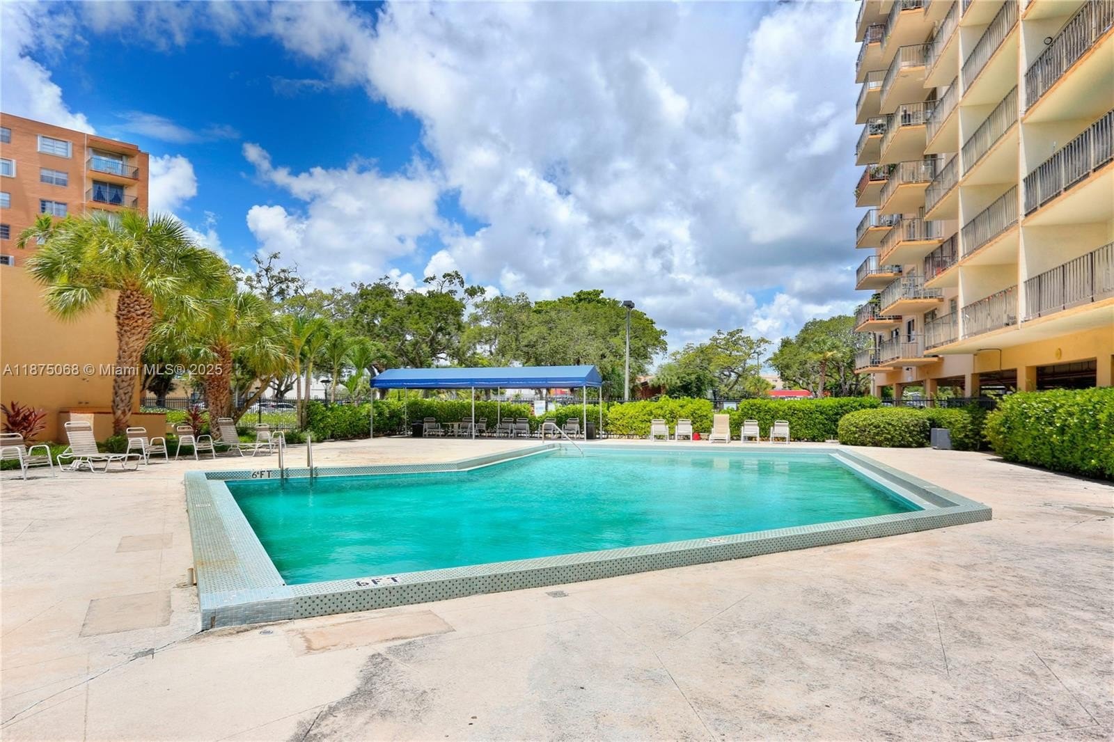 Condo 1BR 1BA - 1470 NE 125th Ter, North Miami, FL