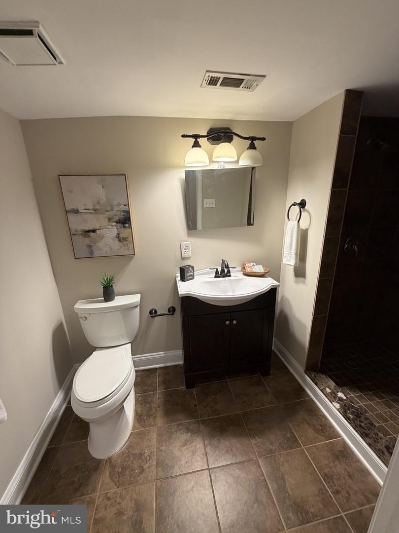 Single Family 3BR 4BA - 3013 EASTERN AVE, BALTIMORE, MD