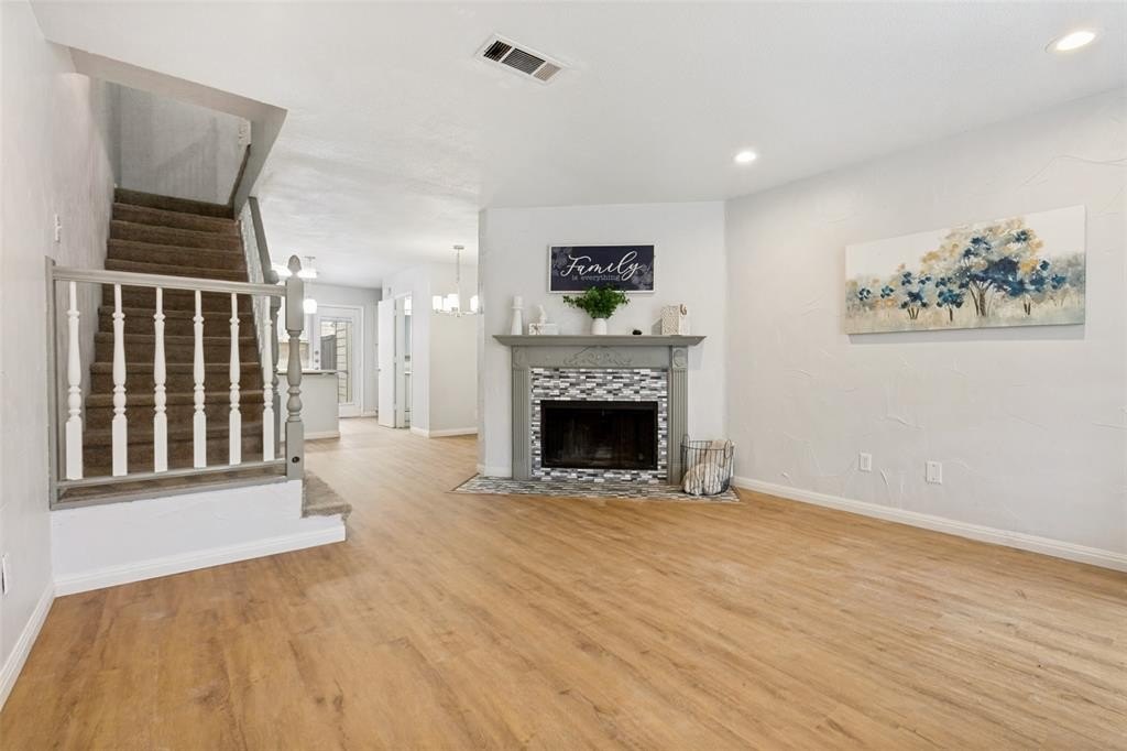 Condo 2BR 2BA - 617 Carriagehouse Lane, Garland, TX
